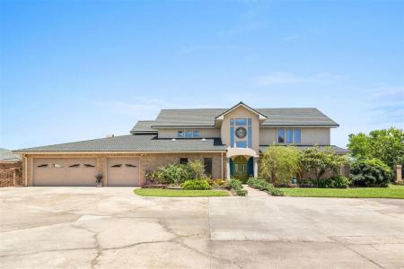 3840 Bluff Lane, Lake Charles, Louisiana 70605