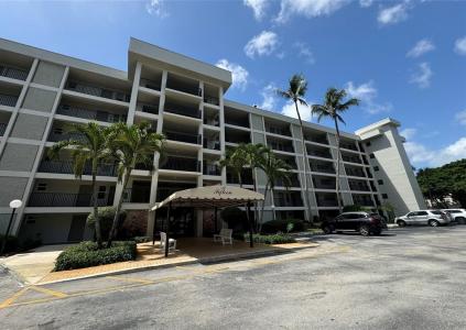 2600 S Course Drive #108, Pompano Beach, Florida 33069, USA