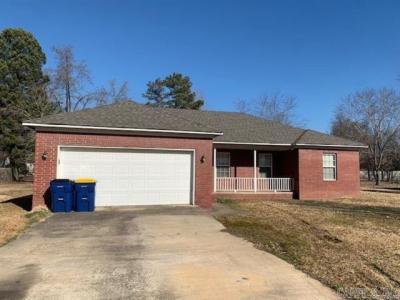 27 Broadmoor, Cabot, Arkansas 72023