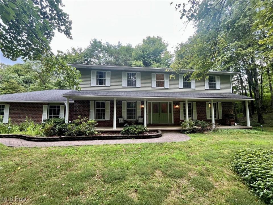 14280 Sweetbriar Lane, Novelty, Ohio 44072