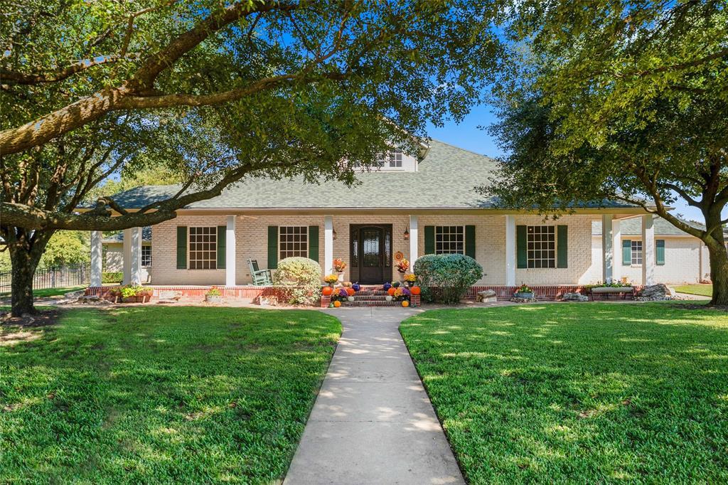 4451 Shiloh Road, Midlothian, Texas 76065