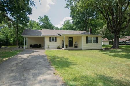 78 Bell Road, Deville, Louisiana 71328
