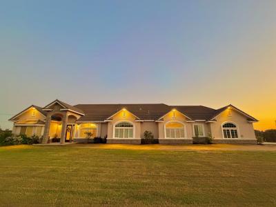 25162 Burton Way, Madera, California 93638