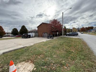 400 E Hester St, Carbondale, Illinois 62901, USA