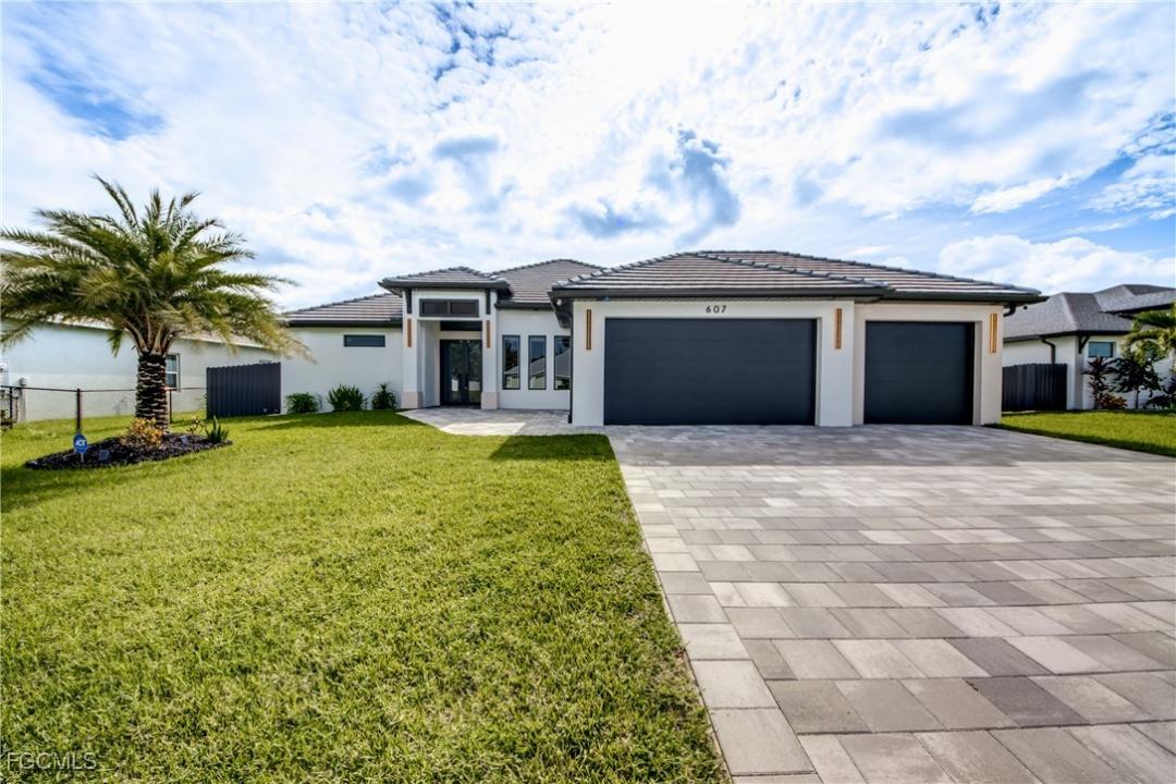607 Sw 18th Court, Cape Coral, Florida 33991