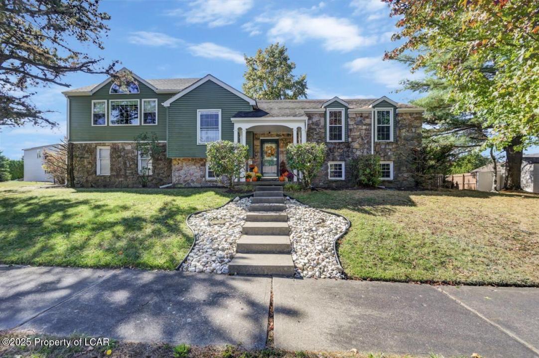 1522 Terrace Boulevard, Hazleton, Pennsylvania 18201