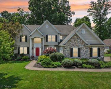 915 Cimarron Oval, Aurora, Ohio 44202