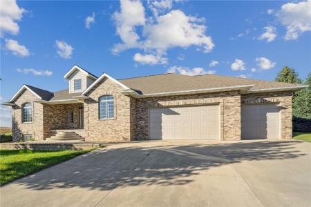 2111 W 4th Street, Vinton, איווה 52349, ארצות הברית של אמריקה