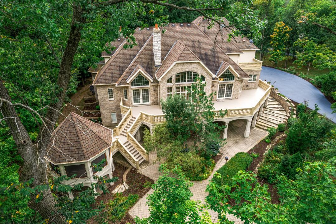 53 Abbeyfeale Drive, Oswego, Illinois 60543