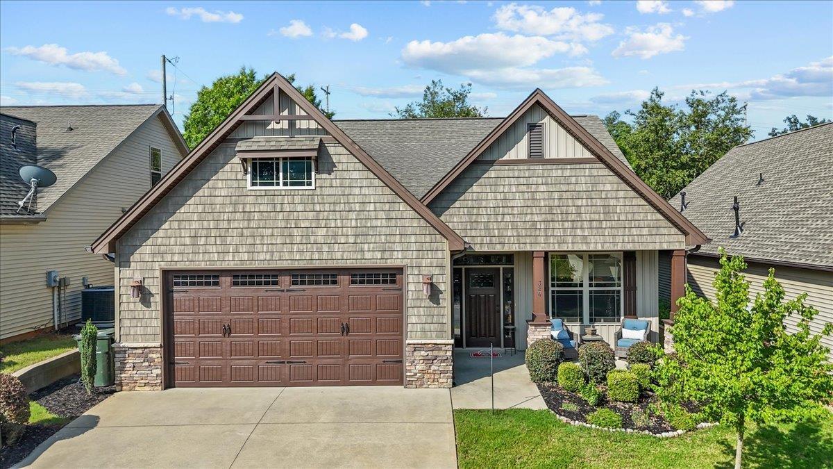 324 Brownstone Circle, Greenville, Carolina Del Sur 29615, Estados Unidos