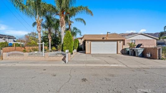 335 E Mead, San Jacinto, קליפורניה 92583, ארצות הברית של אמריקה 