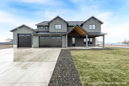 1 Lily Lane, Pasco, Washington 99301, USA