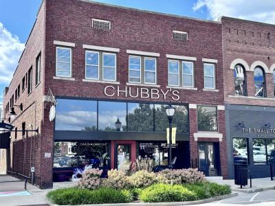 2 W Side Square, Macomb, Illinois 61455, États-Unis