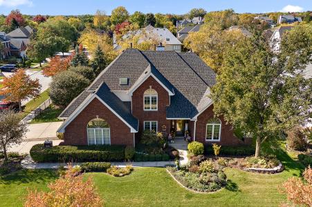 17140 Austin Lane, Orland Park, Illinois 60467, USA