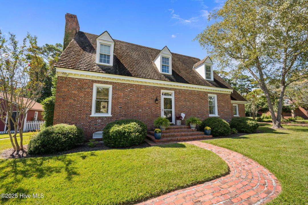 661 Main Street Ext, Swansboro, North Carolina 28584