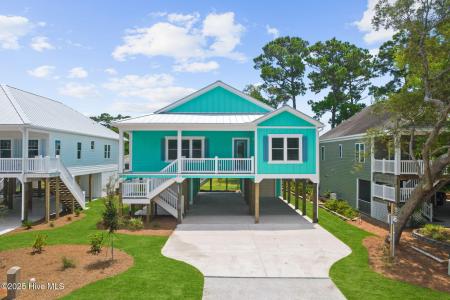 204 Ne 33rd Street, Oak Island, Carolina Do Norte 28465, Estados Unidos