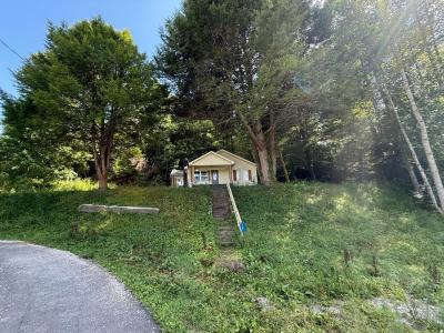 105 Mcclure Street, Livingston, Kentucky 40445, USA