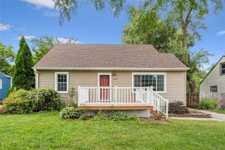 3109 Holcomb Avenue, Des Moines, Iowa 50310, USA