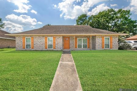 3441 Lava Beds Dr, Baton Rouge, Louisiana 70816, USA