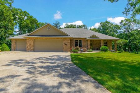 19050 N Rte V, STURGEON, Missouri 65284, Estados Unidos