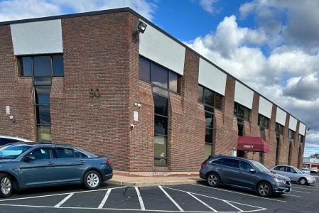 90 Brainard Road 104, Hartford, Connecticut 06114, Amerika Birleşik Devletleri