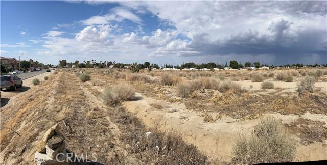 42 Stevoc Ave R, Palmdale, California 93553