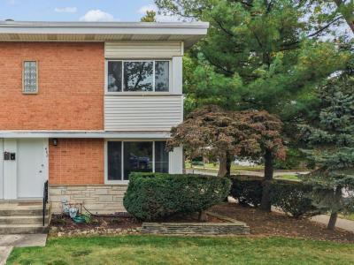 482 E Vallette Street, Elmhurst, Illinois 60126, USA