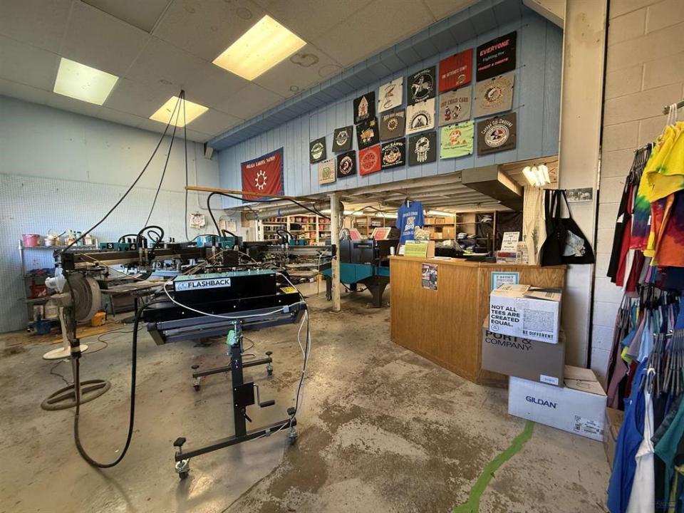 707 Baltimore Avenue, Suite 1, Hot Springs, Dakota Del Sur 57747, Estados Unidos