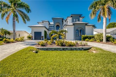 1436 Viking Court, Cape Coral, Florida 33904, USA