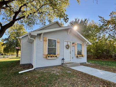 438 Yates Avenue, Minden, Nebraska 68959, USA