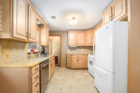 1207 Kenwood Avenue, Valparaiso, Indiana 46385