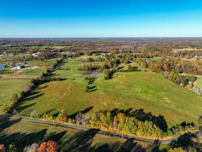 1180 Lovelaceville Florence Station Rd W, Paducah, Kentucky 42001, USA