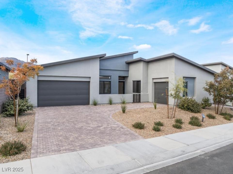 477 Highview Ridge Avenue, Las Vegas, Nevada 89138, USA