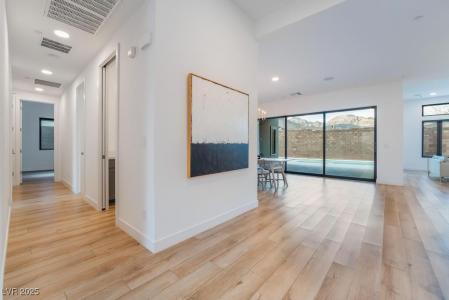 477 Highview Ridge Avenue, Las Vegas, Nevada 89138, USA