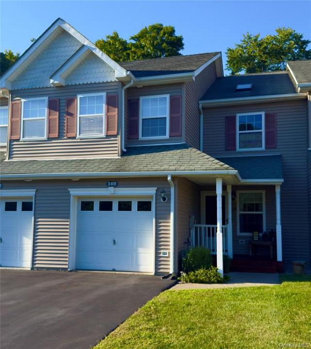 140 Pinebrook Dr, Hyde Park, New York 12538, Amerika Birleşik Devletleri