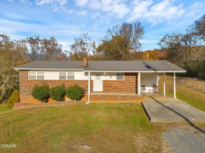 495 Carnation Way, Newport, Tennessee 37821, USA