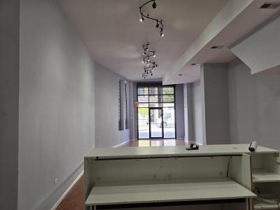 1449 W Fullerton Avenue, Chicago, Illinois 60614