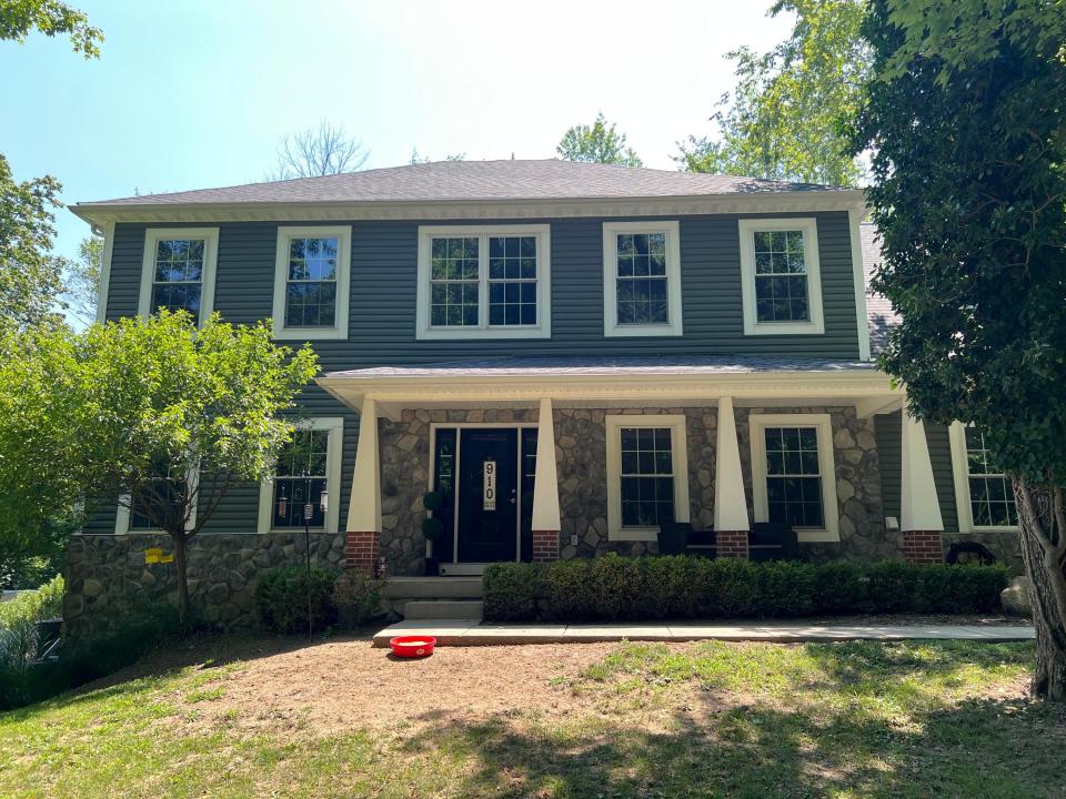 910 Golden Drive, Newark, Ohio 43055, USA