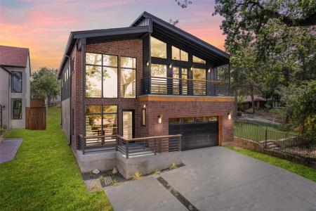 3110 W Jefferson Boulevard, Dallas, Texas 75211, USA