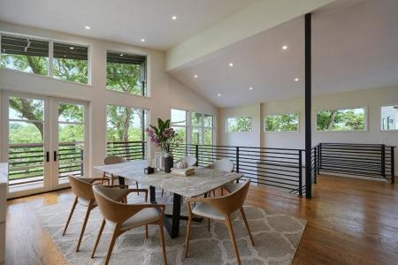 3110 W Jefferson Boulevard, Dallas, Texas 75211