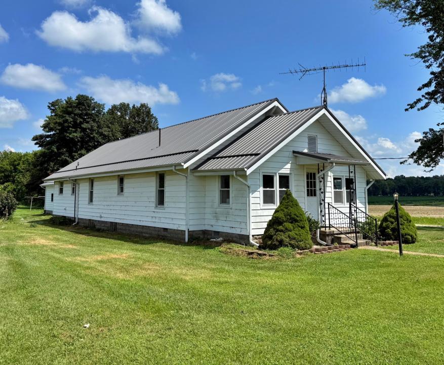 4499 S State Road 59, Linton, Indiana 47441