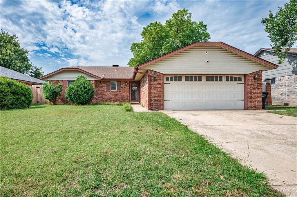 825 N Briarcliff Drive, Moore, Oklahoma 73170, Stati Uniti