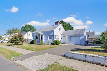 855 Burnsford Ave, Bridgeport, Connecticut 06606, USA