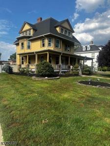 259 Elm Ave, Rahway City, New Jersey 07065-3220