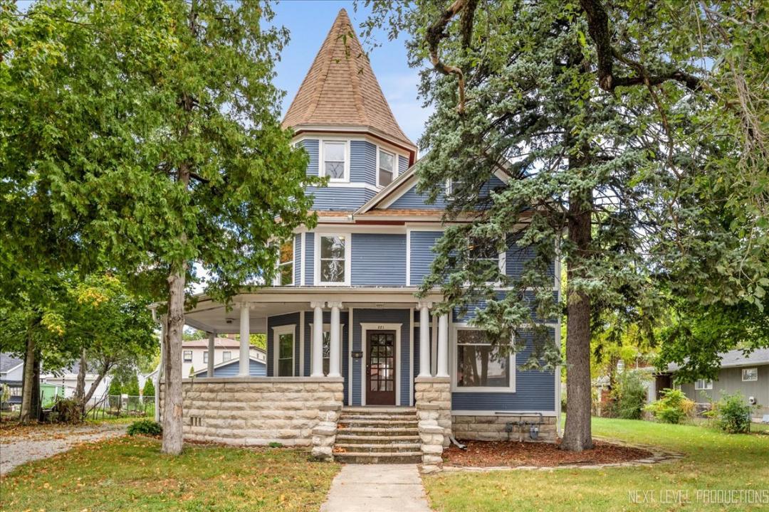 321 E Main Street E, Plano, Illinois 60545