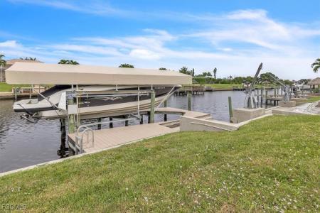 1113 Se 17th Street, Cape Coral, Florida 33990