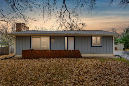 5327 Nw 72nd Street, Urbandale, Iowa 50322, USA