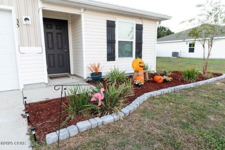 35 Cora Road, Defuniak Springs, Florida 32433, USA