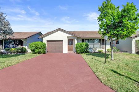 2359 Sw 16th Dr, Deerfield Beach, פלורידה 33442, ארצות הברית של אמריקה