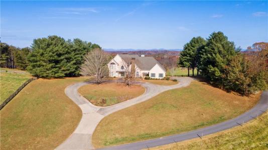 5414 Price Road, Gainesville, Georgia 30506